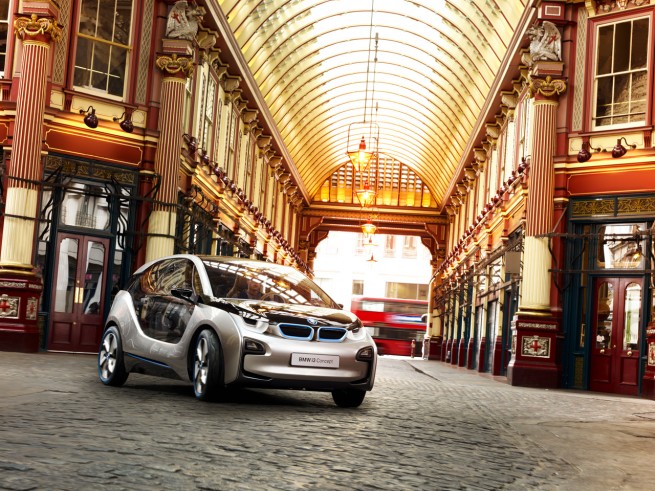 08-bmw-i3