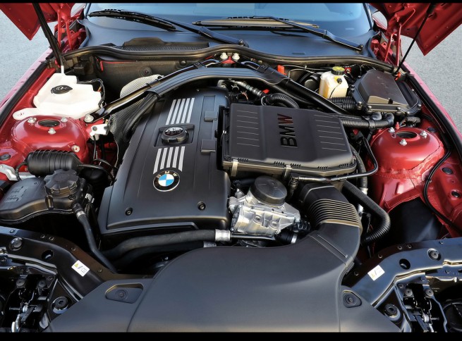2010-BMW-Z4-sDrive35is-Engine-jpg
