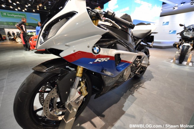 2010-new-york-auto-show-walk-around-10