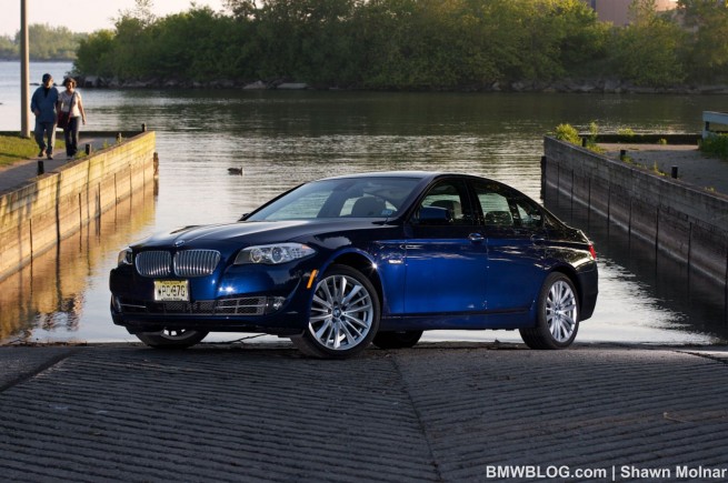 2011-bmw-550i--photos-30