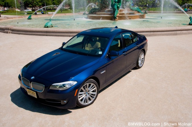 2011-bmw-550i--photos-9