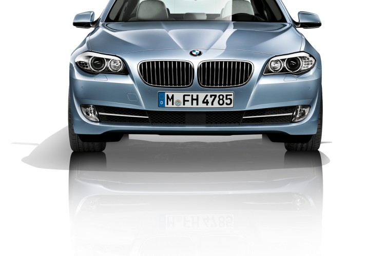 BMW ActiveHybrid 5 starts at 62,900 euros in Germany