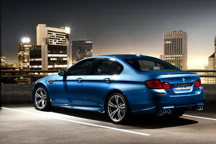 Official Videos: 2012 BMW M5