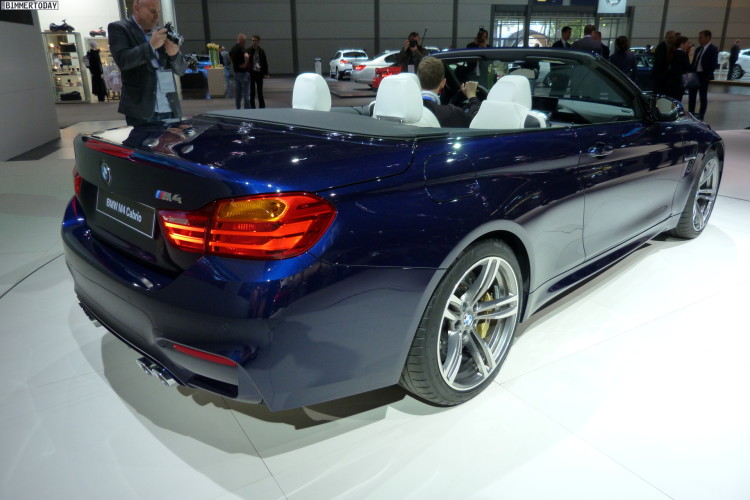 2014-BMW-M4-F83-Cabrio-Tansanitblau-AMI-Leipzig-LIVE-16