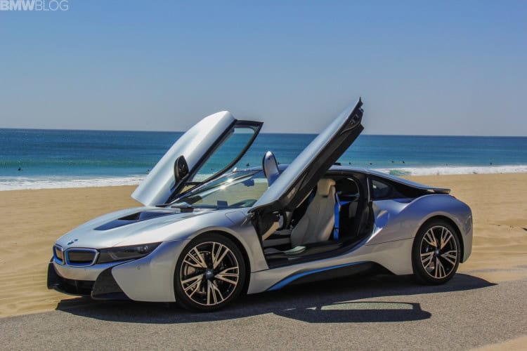 2015-bmw-i8-drive-review-06