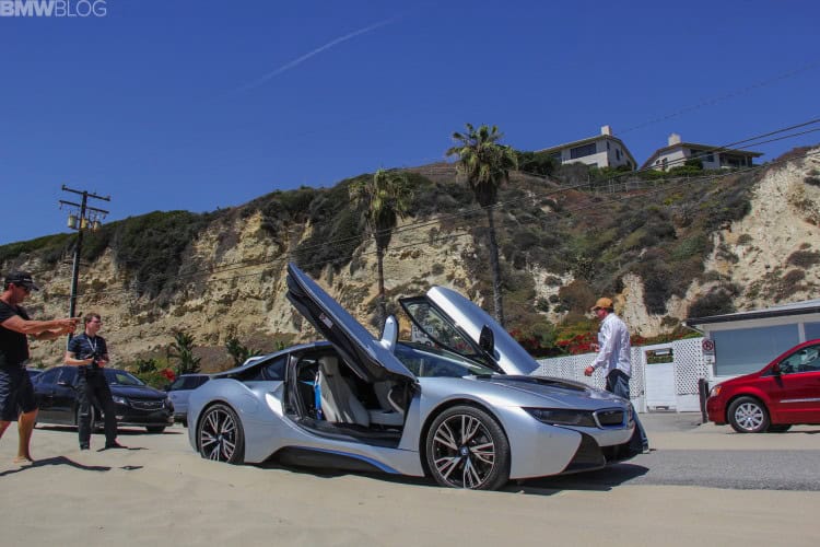 2015-bmw-i8-drive-review-07