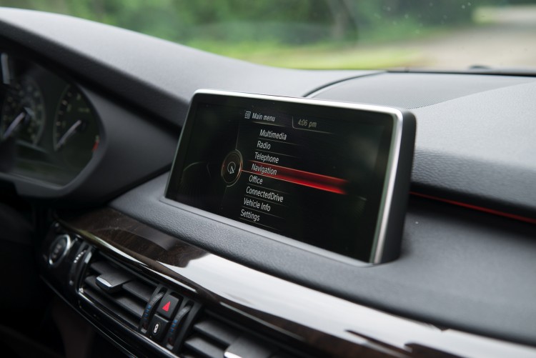 2015-bmw-x5-xdrive35i-test-drive-30