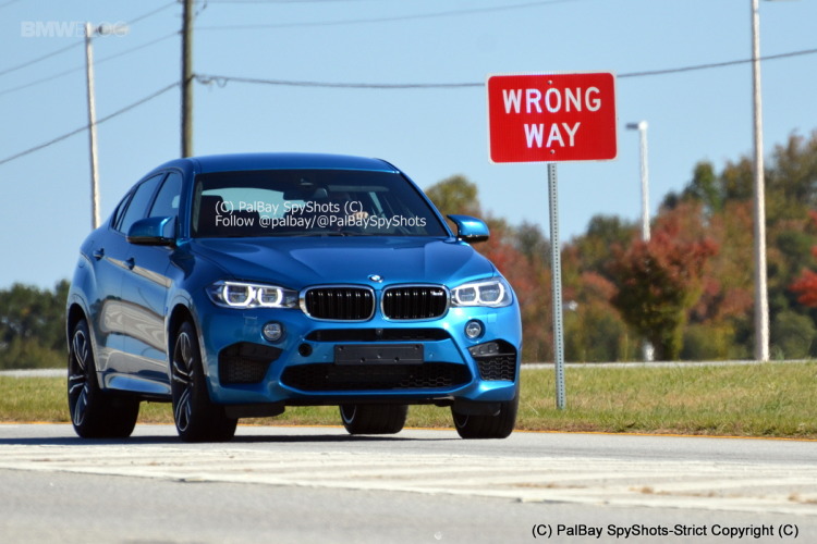 2015 BMW X6 M in Long Beach Blue Color – Real Life Photos