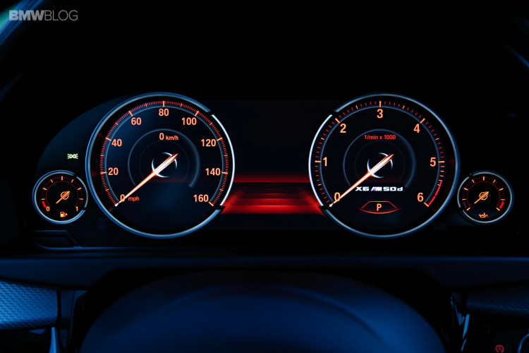 2015-bmw-x6-m50d-108