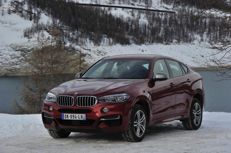 2015-bmw-x6-m50d-snow-42