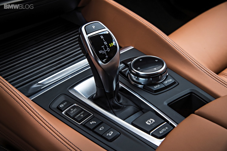 2015-bmw-x6-xdrive50i-103