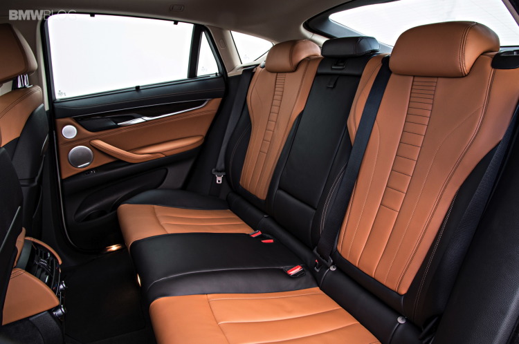 2015-bmw-x6-xdrive50i-107
