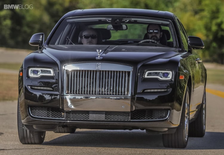 2015-rolls-royce-ghost-test-drive-28