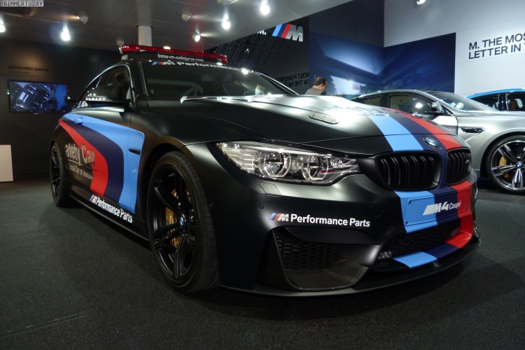 2015 Geneva Motor Show: BMW M4 MotoGP Safety Car