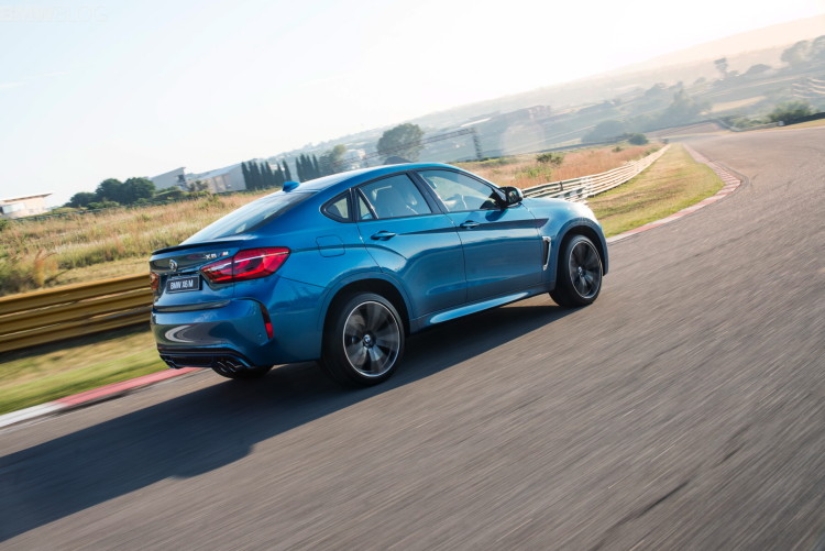 2015-bmw-x6-m-1920x1600-55