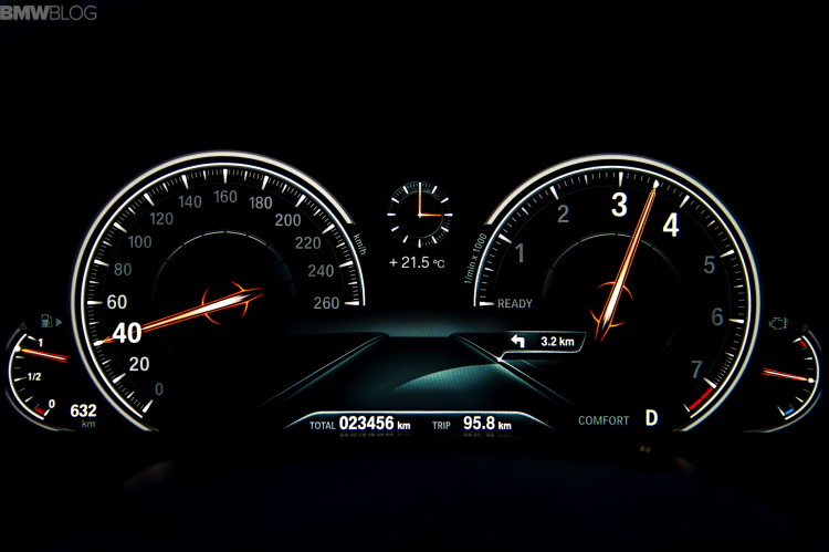 2016-bmw-7-series-instrument-cluster-images-01