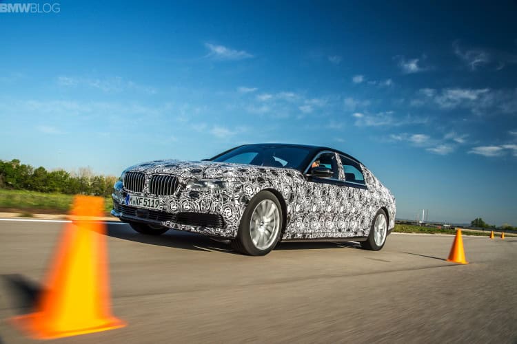 Driving insight of the new 2016 BMW 7 Series