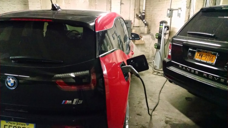 This time in New York I was able to charge up at an underground parking garage, but only after 45 minuted on the phone with ChargePoint trying to get this unprovisioned station operational.