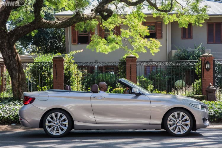 bmw-2-series-convertible-Moonlight Silver-27