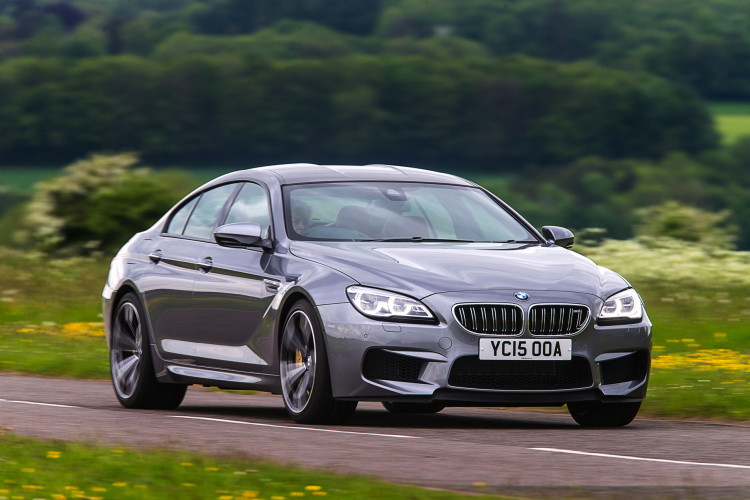 2015-bmw-6-series-facelift-1900x1200-wallpapers-30