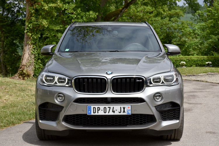 2015-bmw-x5-m-1900x1200-images-12