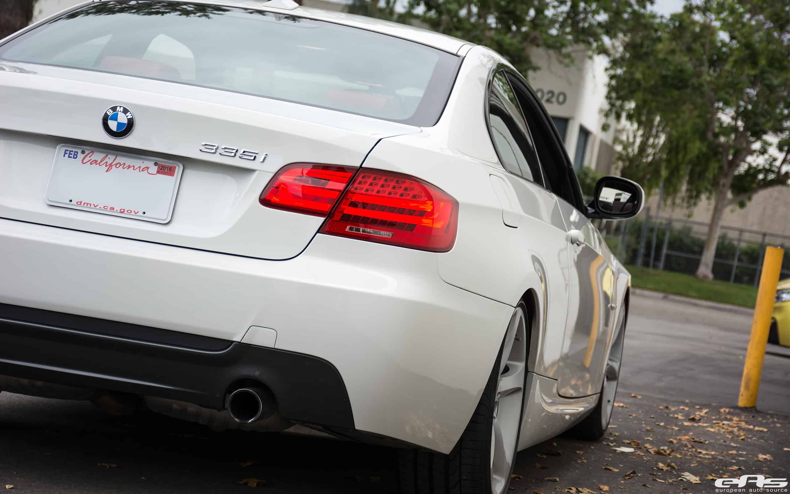 Alpine White BMW E92 335i Gets A Suspension Update