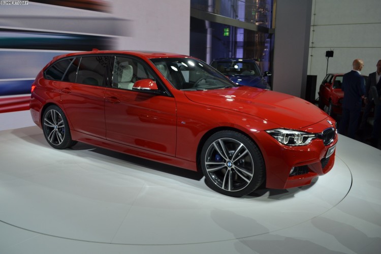 EVO Test: BMW 340i Touring vs Mercedes-AMG C43 Estate