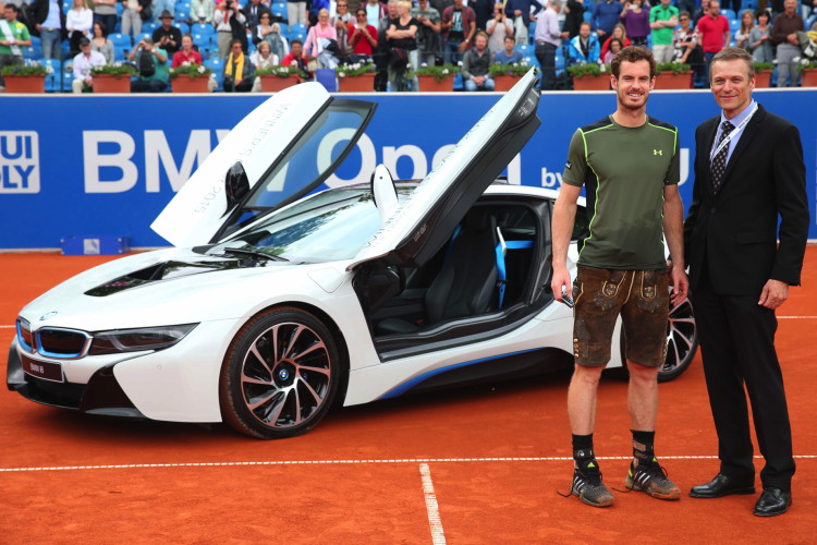 Andy Murray wins BMW Open and a BMW i8