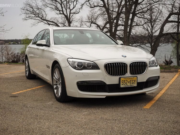 2015-bmw-740Ld-xDrive-test-drive-images-1900x1200-04