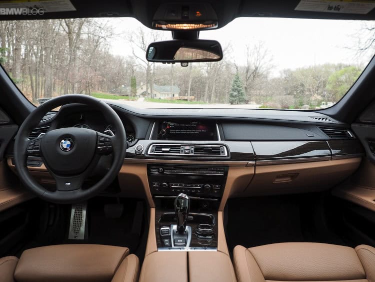 2015-bmw-740Ld-xDrive-test-drive-images-1900x1200-22