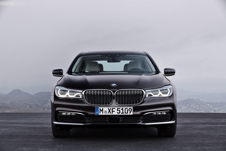 2016-bmw-7-series-exterior-images-1900x1200-10