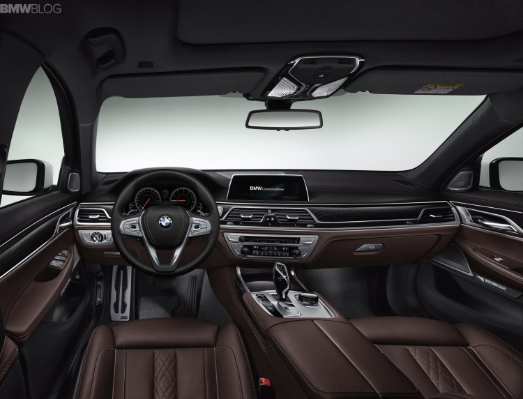 2016-bmw-7-series-interior-images-1900x1200-14