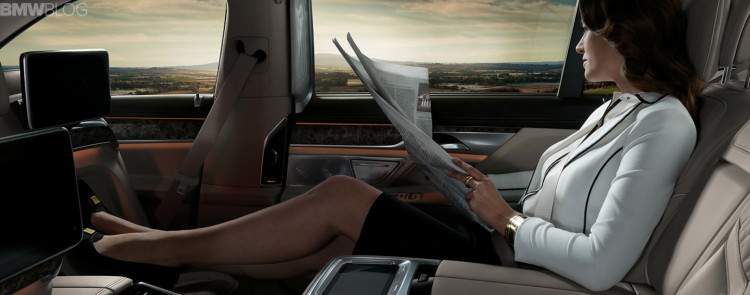 2016-bmw-7-series-wallpaper-1900x1200--05