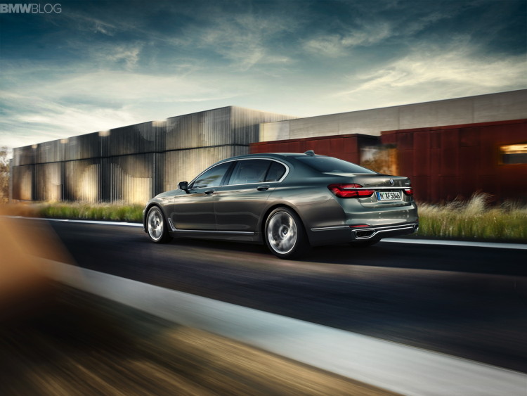 2016-bmw-7-series-wallpapers-images-1900x1200-05