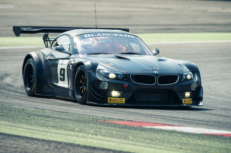 BMW-Z4-GT3-innovations-1900x1200-06