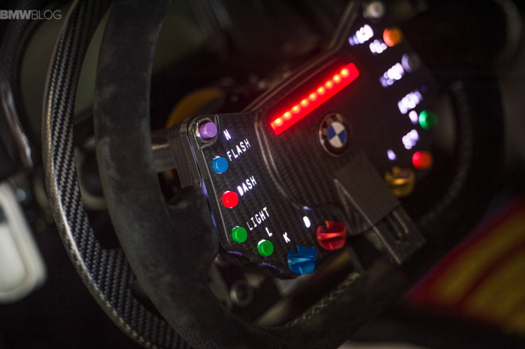 BMW-Z4-GT3-innovations-1900x1200-18