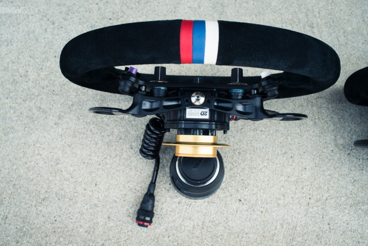 BMW-Z4-GT3-innovations-1900x1200-23