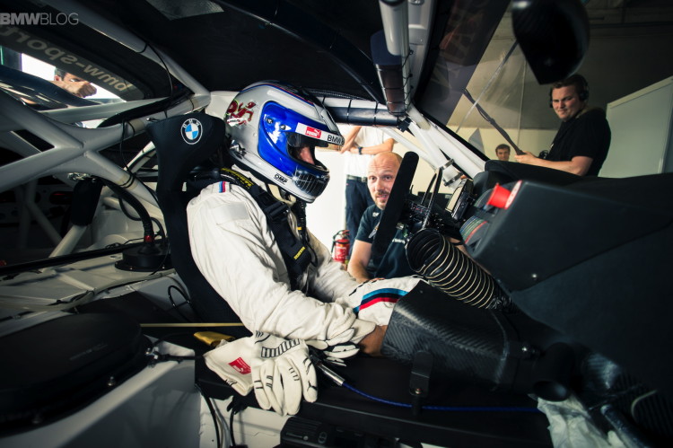 BMW-Z4-GT3-innovations-1900x1200-25