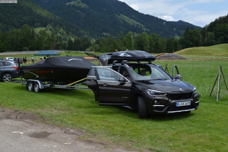 New BMW X1 can tow a 2,000 kg boat