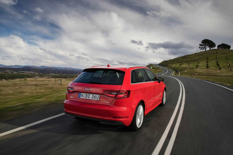 BMW i3 vs Audi A3 Sportback e-tron