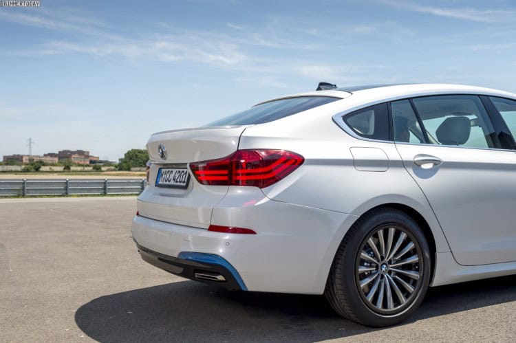 BMW-Carbon-Leichtbau-Karosserie-Teile-Prototyp-06