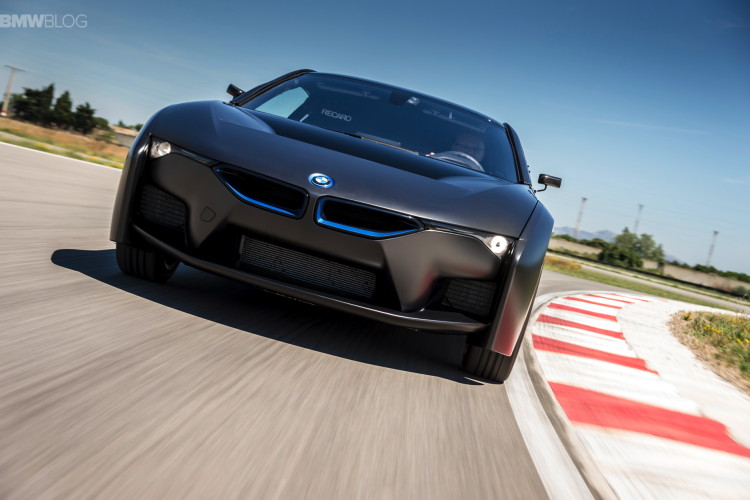 BMW once built a hydrogen fuel cell i8