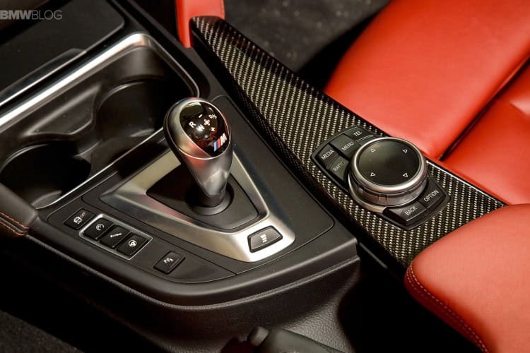 2015-BMW-M4-Convertible-test-drive-images-02