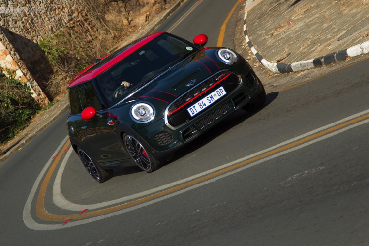 2015 MINI Cooper JCW – Photo Gallery