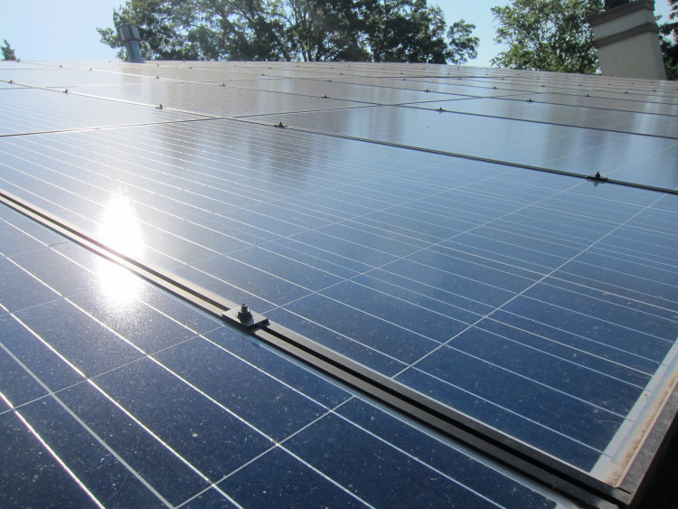 solar-panel-electric-car