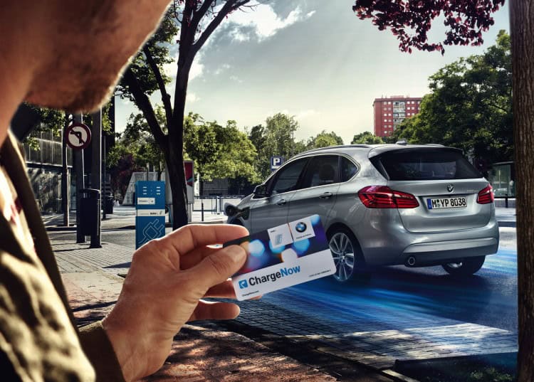 2016-bmw-225xe-active-tourer-hybrid-images-17