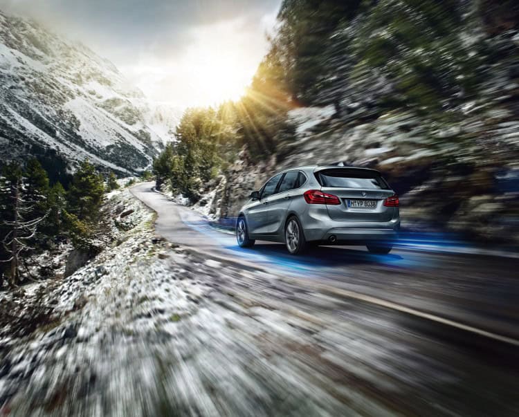 2016-bmw-225xe-active-tourer-hybrid-images-18
