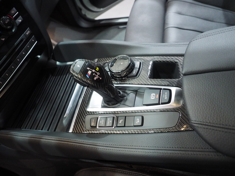 2016-bmw-x6-m-performance-parts-images-20