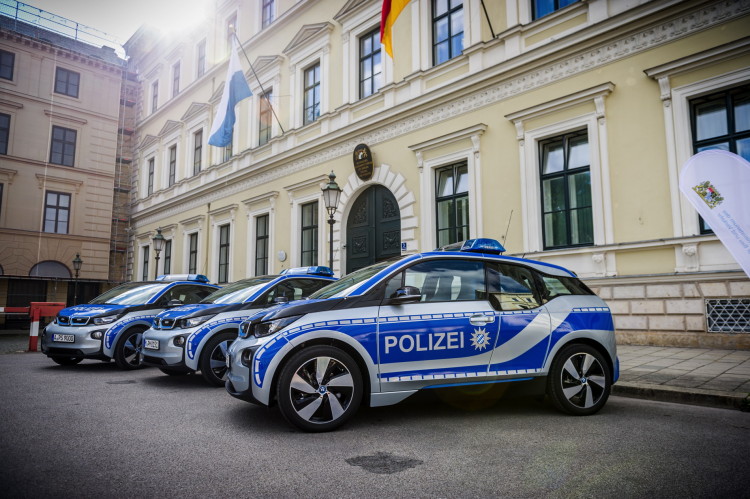 BMW-i3-Munich-police-car-images-06