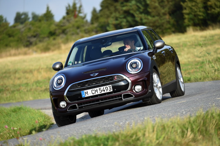 MINI Cooper S Clubman-Pure Burgundy metallic-images-77